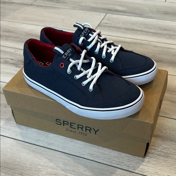 Sperry Trysail Jr. Navy Blue boat shoes boys size 3 NEW - Picture 1 of 8